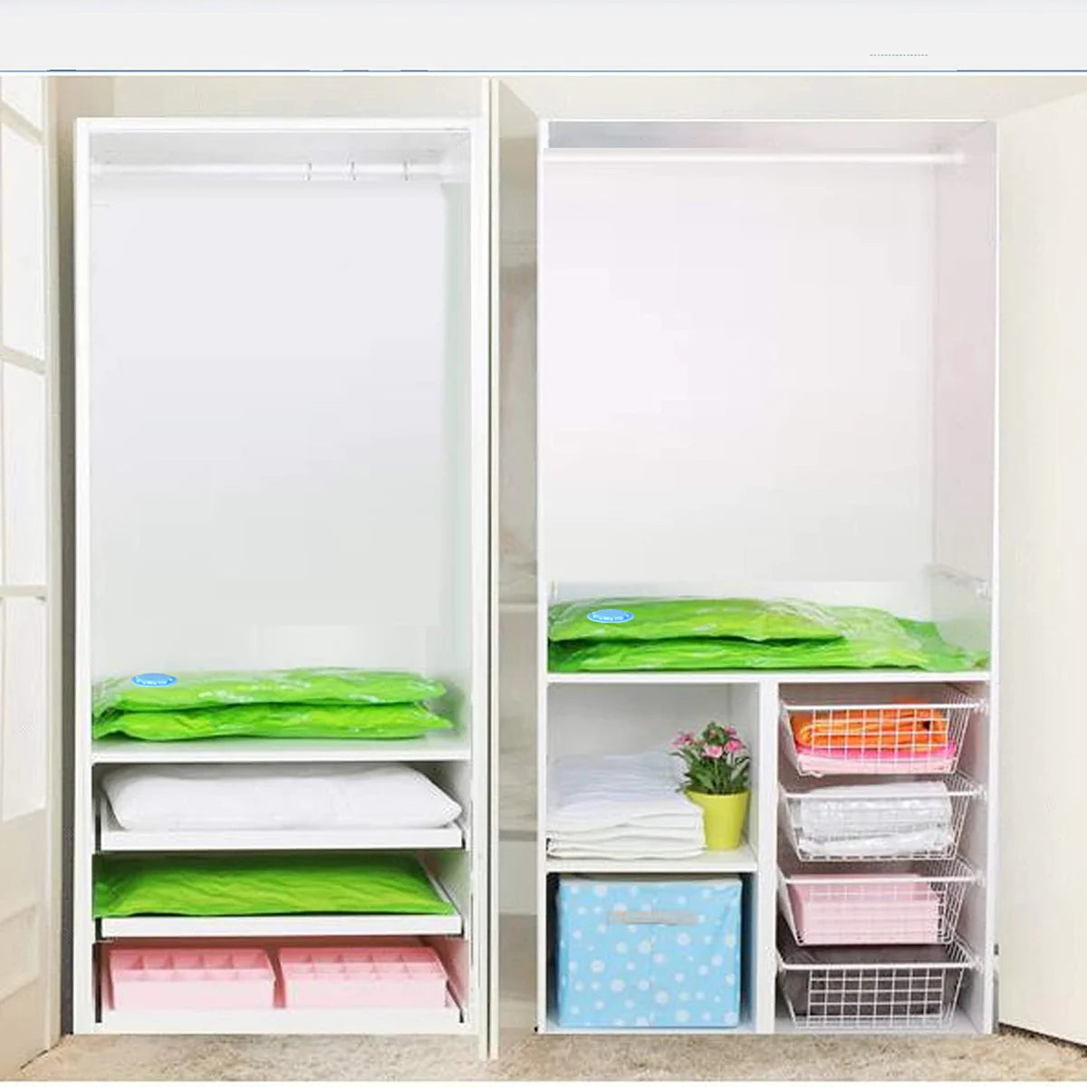 Vacuum Seal Bags Space-Saving Vacuum Storage Bags Includes 8 Compression Bags and Manual Pump,Small 19.7 x27.6